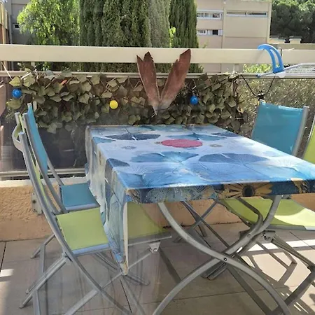 Appartamento Fonctionnel 18m², Parking, Commerces Et Plages à Proximité - Fr-1-610-119 Bormes-les-Mimosas