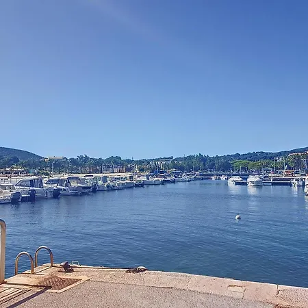 Appartamento Fonctionnel 18m², Parking, Commerces Et Plages à Proximité - Fr-1-610-119 *